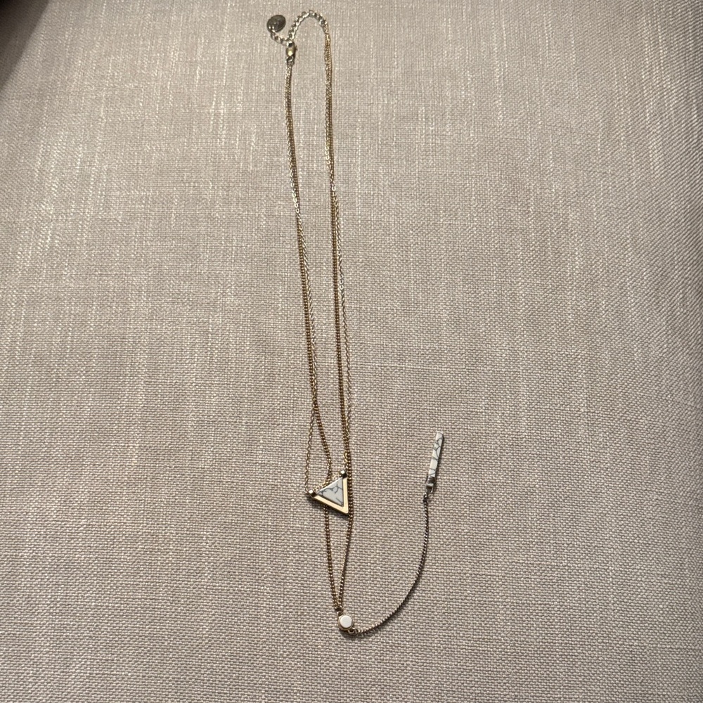 Like New Long Adjustable Marble Pendant Drop Necklace